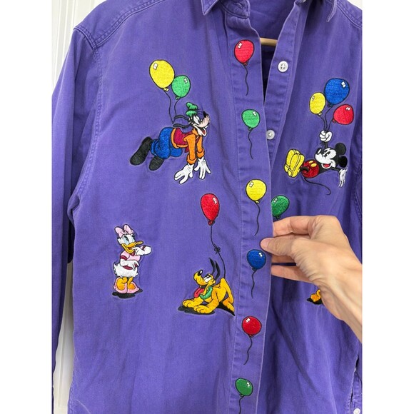 Vintage 90’s Disney Characters Button-Up Embroidered shirt size M - Picture 3 of 6